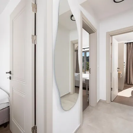 Lidya Villa